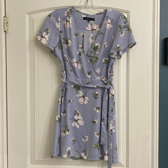 Dynamite Dresses & Skirts - Dynamite Floral Wrap Dress